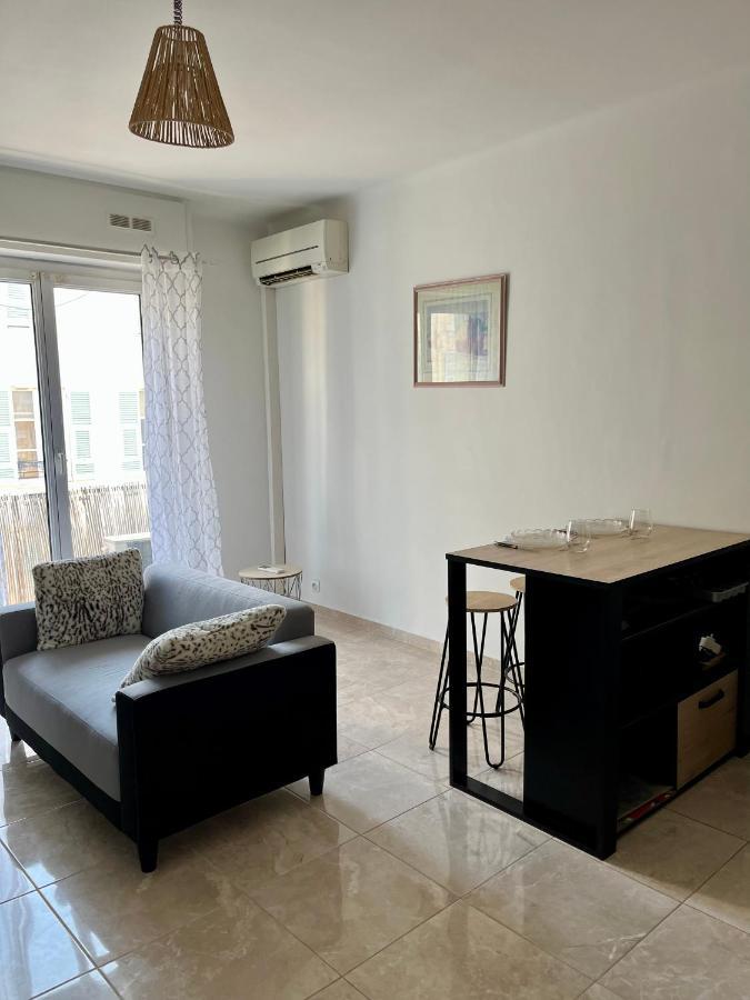 Апартаменты Bel Avec Balcon En Centre-ville Ницца